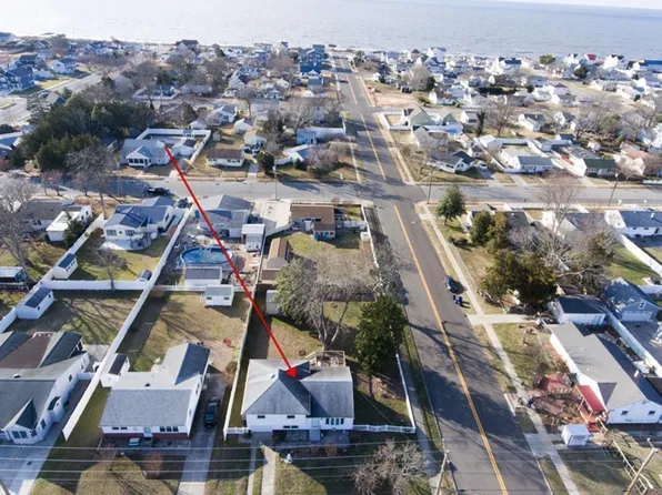 500 Adriatic Ave N, Cape May, NJ 08204