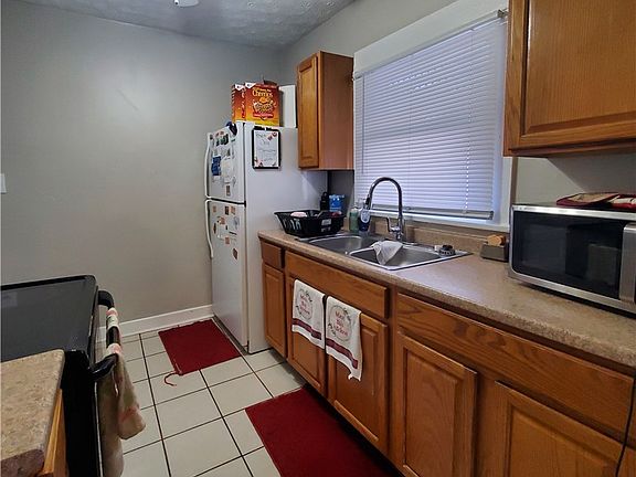5th image of 367 Geneva Rd
