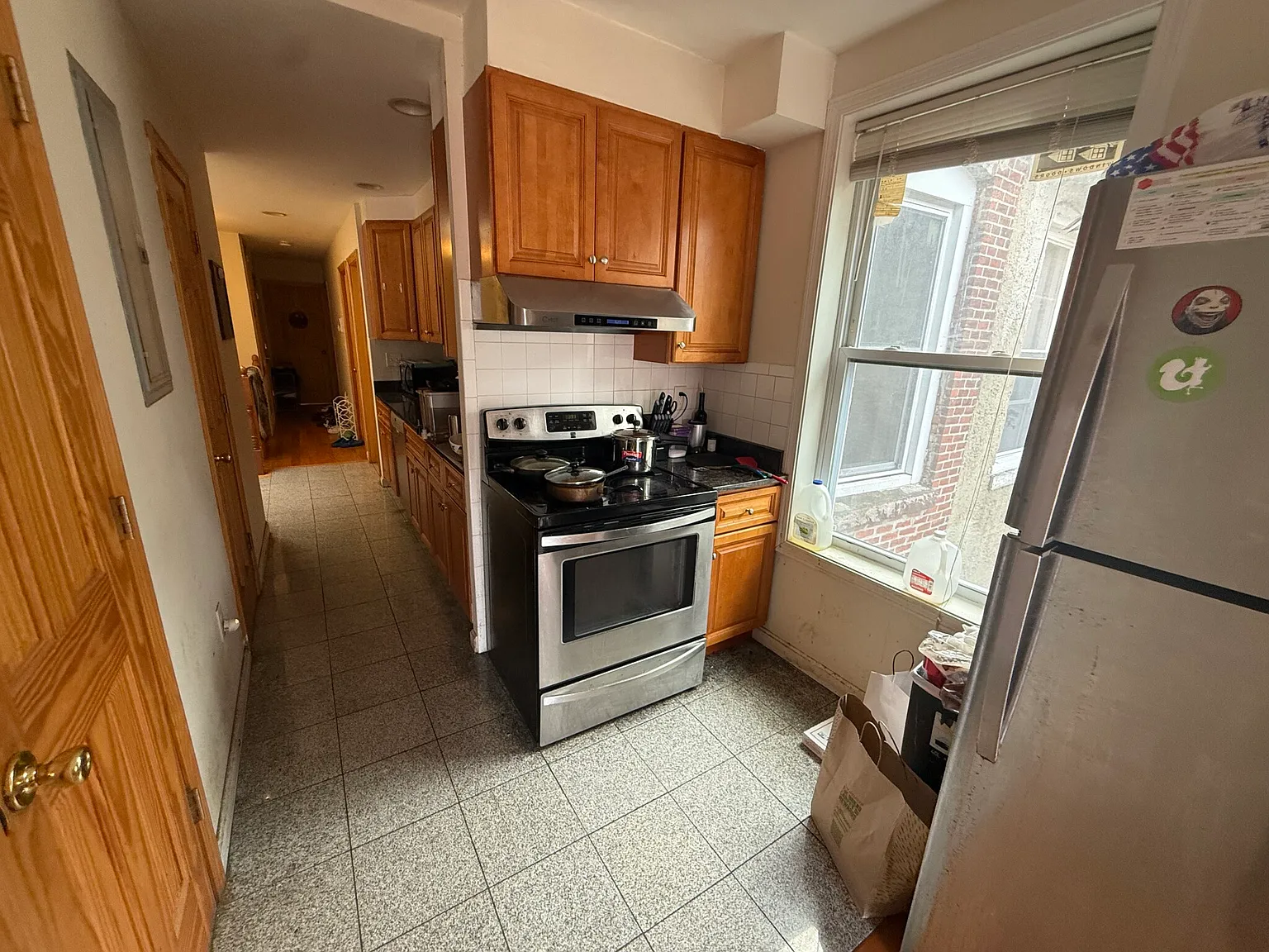 4 bed, 1.5 bath, $3,800 — Photo 2