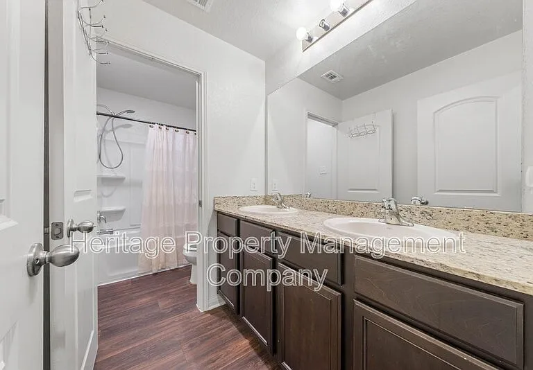 739 Veloway Trl — Photo 23