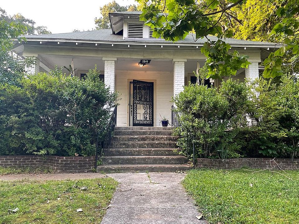 1st image of 2548 Oxford Ave