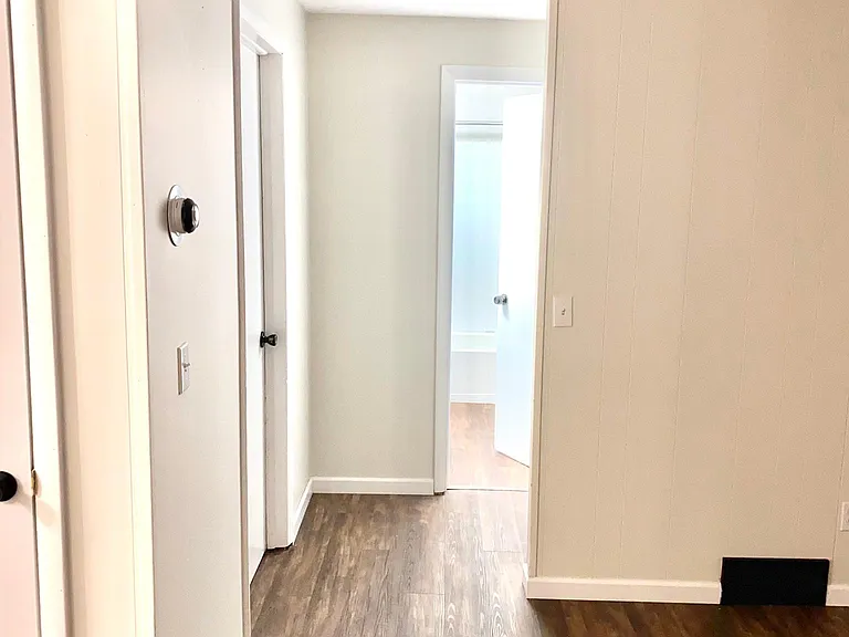 3003 Lake Rd #5 — Photo 6