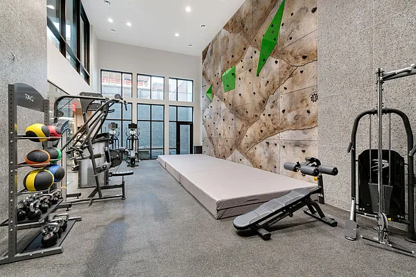 Rented by EXR | media 78