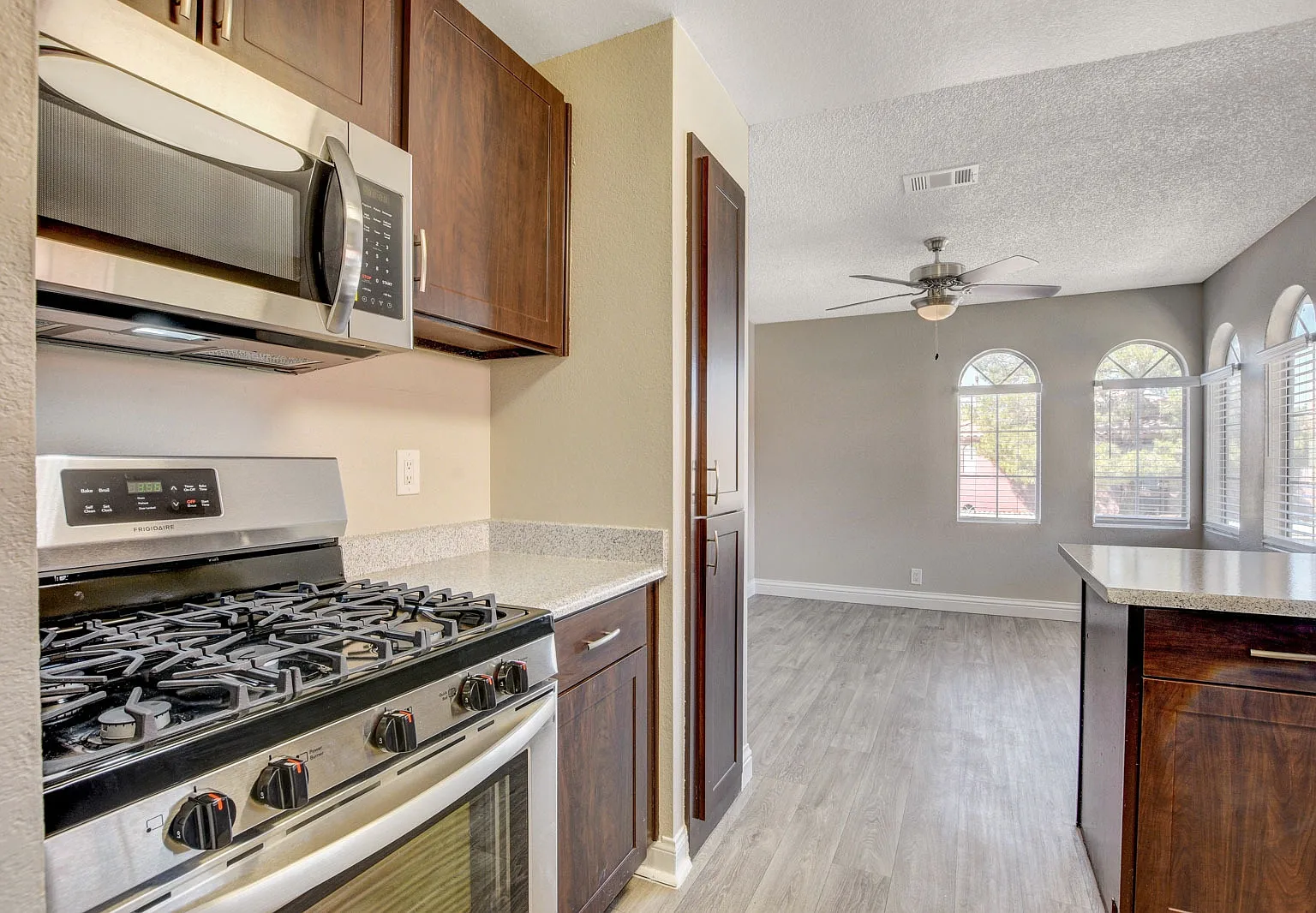 Artisan Apartments — Photo 4