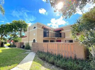 8189 Thames Blvd APT B, Boca Raton, FL 33433