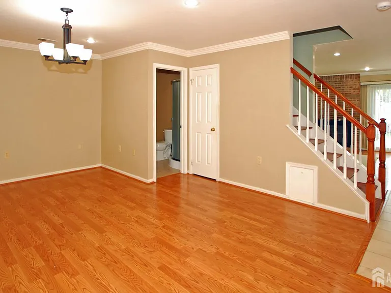 96 Brewster Cir — Photo 7