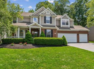 219 Smokewood Rd, Powell, OH 43065