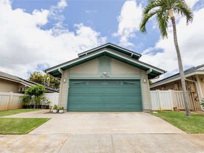 94-1010 Awalua St, Waipahu, HI, 96797