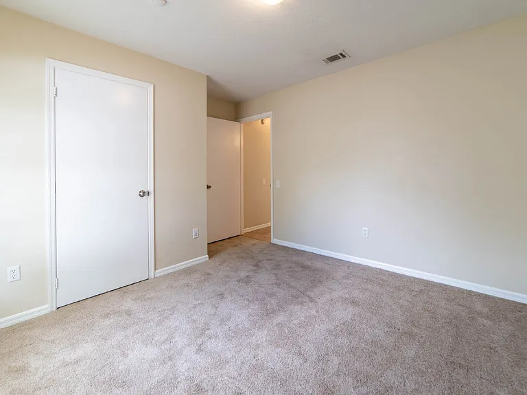 8345 Fort Thomas Way — Photo 21