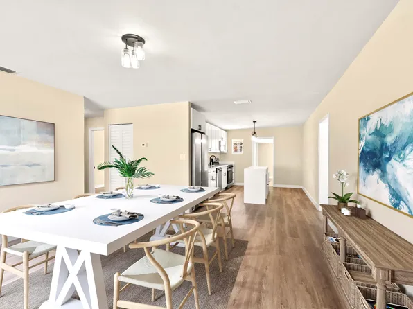 2105 Donald Avenue, Fort Pierce, FL 34946