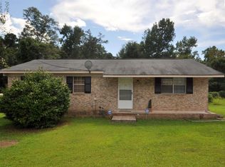 21 Maxine Davis Rd, Newberry, SC 29108