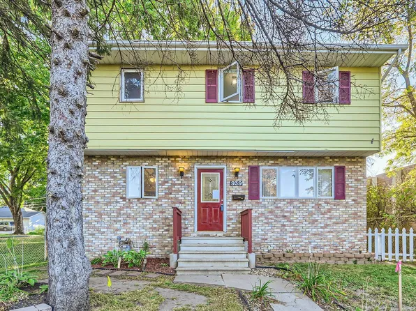 939 8th Ave S, South Saint Paul, MN 55075