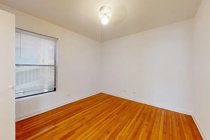 5500 S. Cornell Avenue — Photo 34