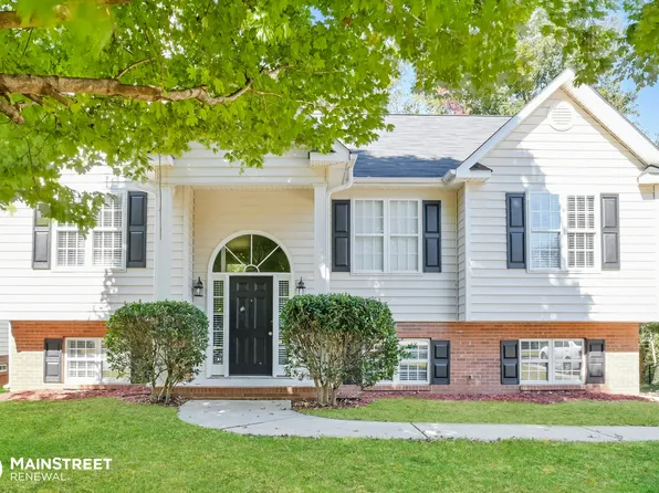 2807 Bridgeport Dr, Winston Salem, NC 27103