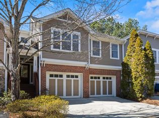 2020 Liberty Ln, Roswell, GA