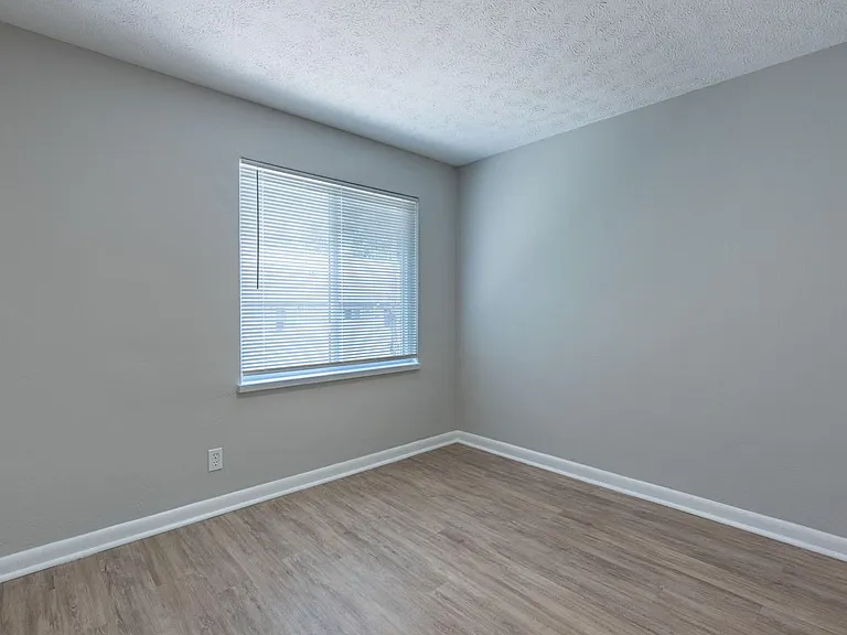 Maples Townhomes — Photo 12