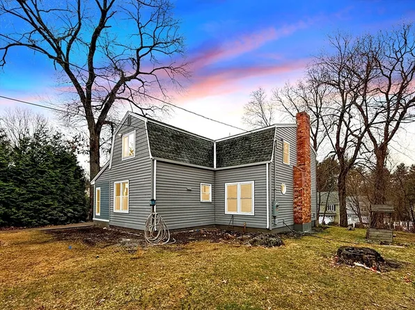 21 Burlington Rd, Billerica, MA 01821
