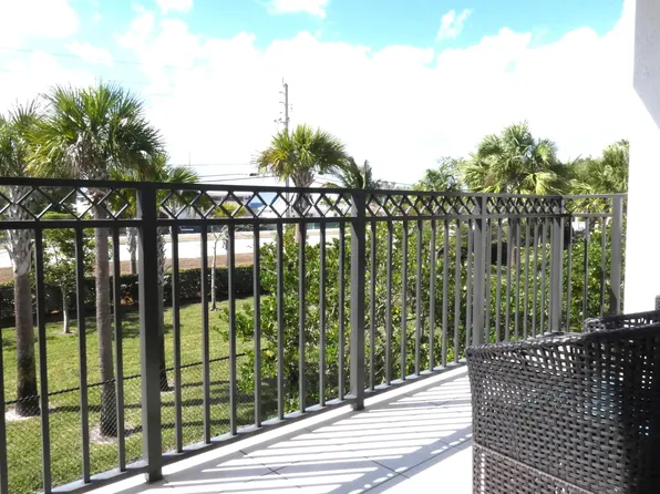 9052 Gulf Run Way #C6, Lake Worth, FL 33467