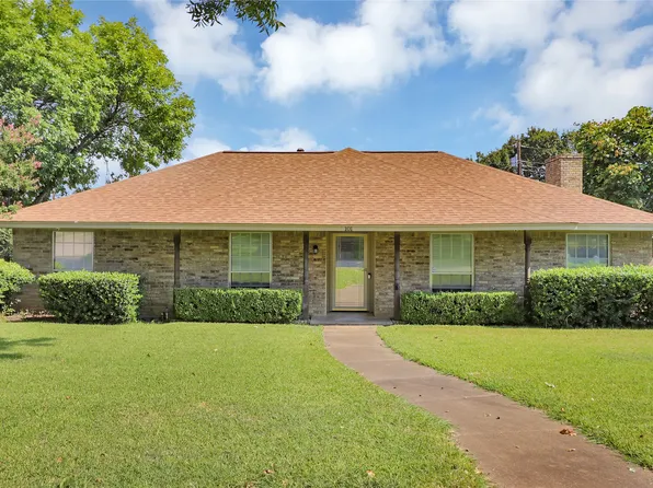 101 Connie Dr, Desoto, TX 75115