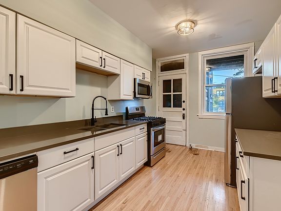 2nd image of 4515 N Ashland Ave #2S