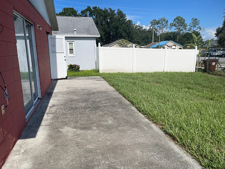 3402 Palmer Dr — Photo 4
