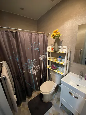 Rented by True Real Estate Group | media 7