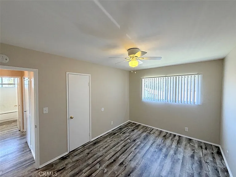 537 W Crescent Dr #1/2 — Photo 6