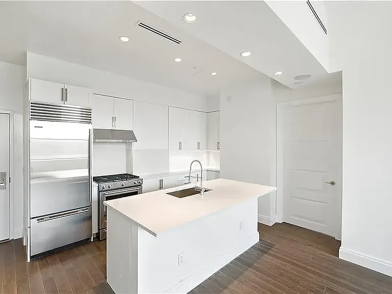 154 W 70th St #12R — Photo 5