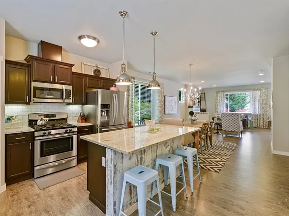 11593 Barkley Ln NW, Gig Harbor, WA 98332