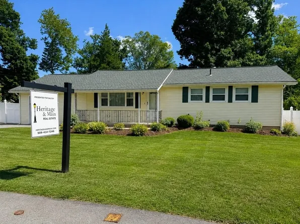 14 Yale Dr, Milford, MA 01757