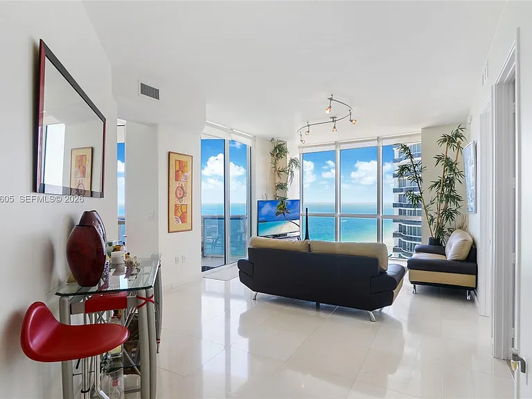 18201 Collins Ave #4209A — Photo 3