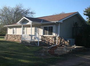 11318 E Paney Circle Dr, Cheney, KS 67025