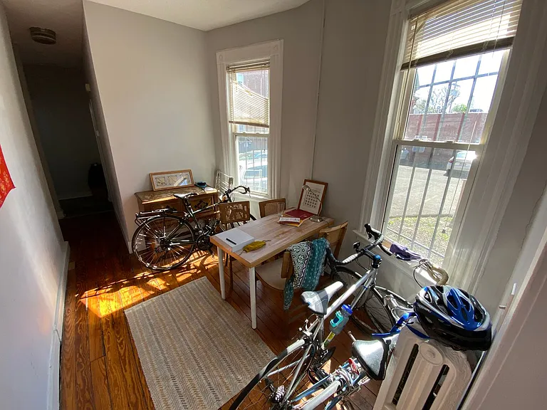 65 Edgewood Ave — Photo 10