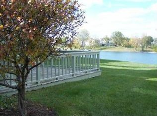 7272 Harbour Isle, Indianapolis, IN