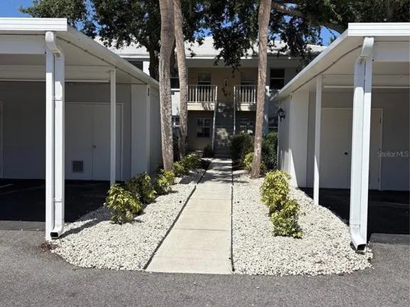 429 Cerromar Ln Unit 352, Venice, FL 34293