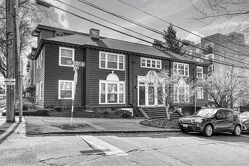 1417 NE 55th St #E Photo 1