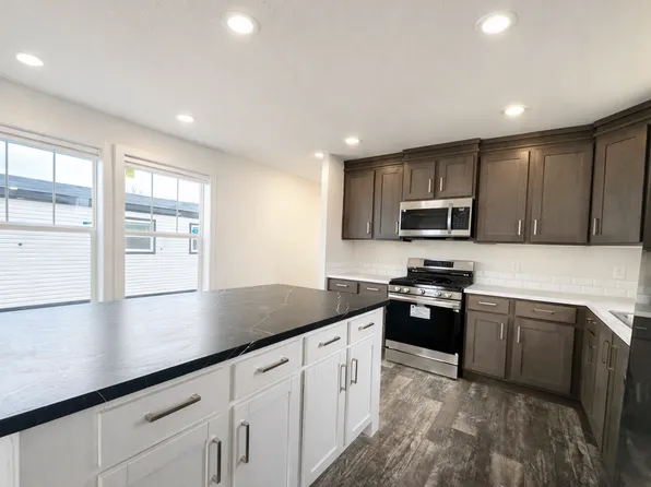 23625 W Lakepoint Dr #171, Channahon, IL 60410