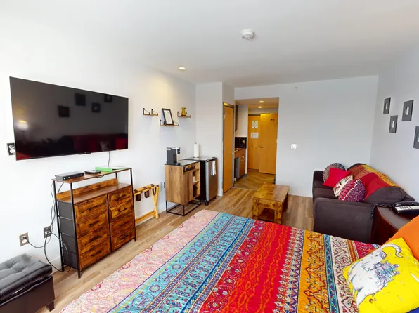 326 Expedition Sta, Snowshoe, WV 26209
