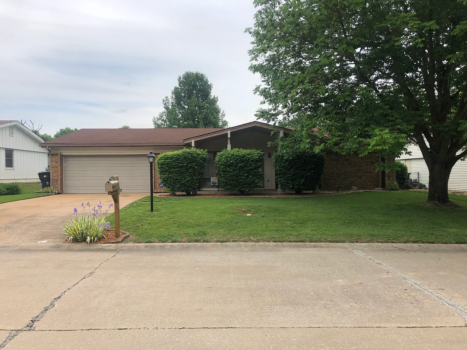3308 Seven Pines Dr photo 1