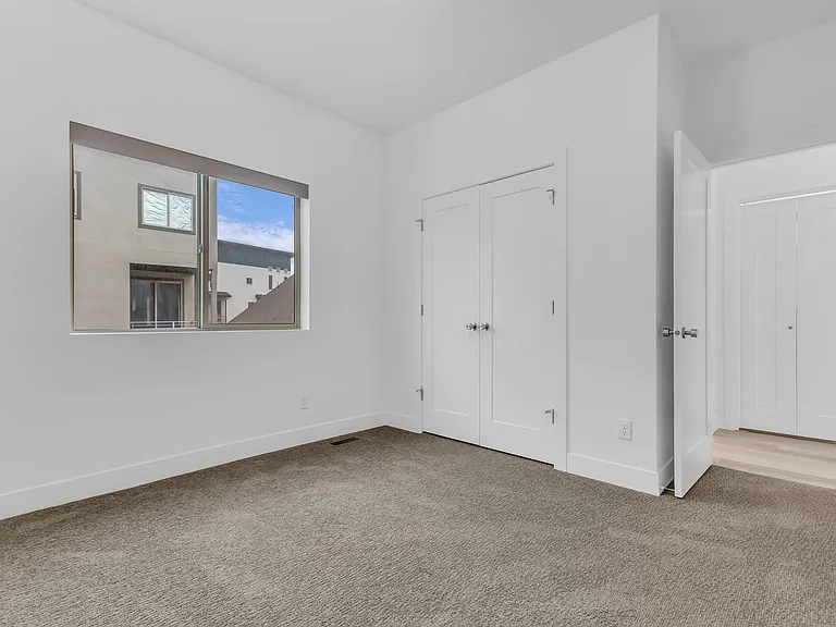 2250 N 475 W — Photo 27