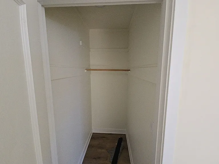 516 G St — Photo 17