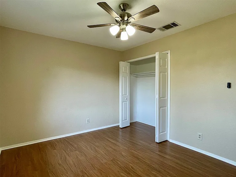 8905 Bridgewood Trl — Photo 19