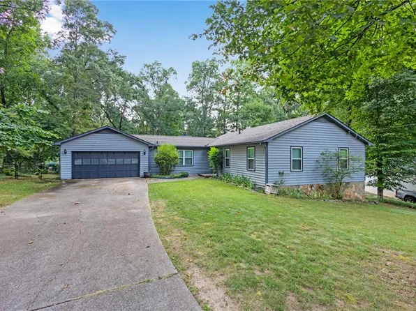 593 Mill Run Pl, Lawrenceville, GA 30046