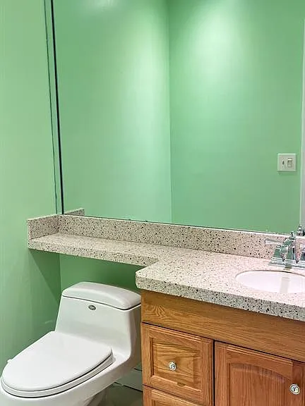 2852 Mayfair Dr — Photo 18