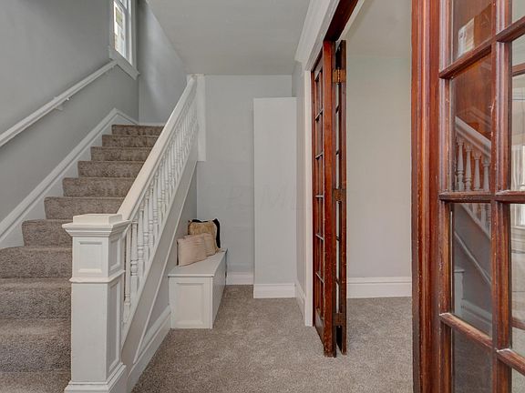 3rd image of 81 1/2 Wheatland Ave
