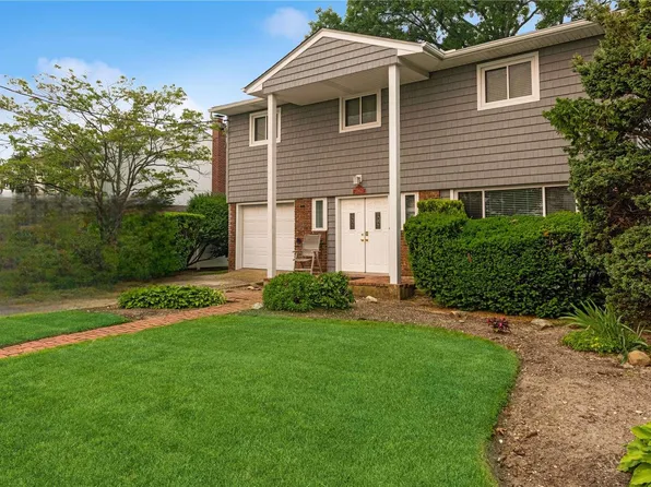 2863 Bellmore Avenue, Bellmore, NY 11710