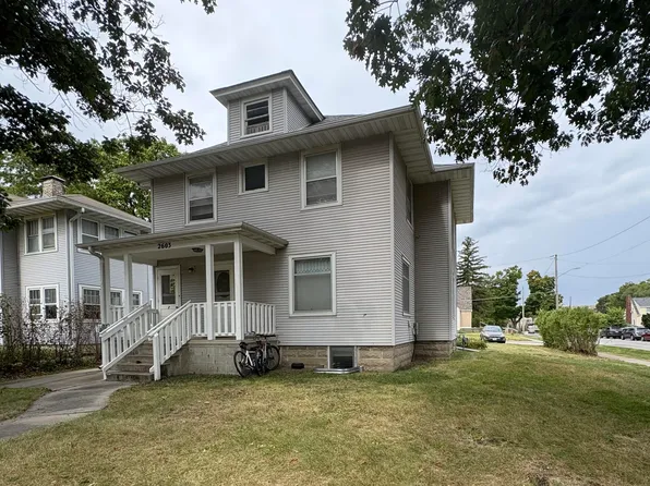 2603 Knapp St, Ames, IA 50014