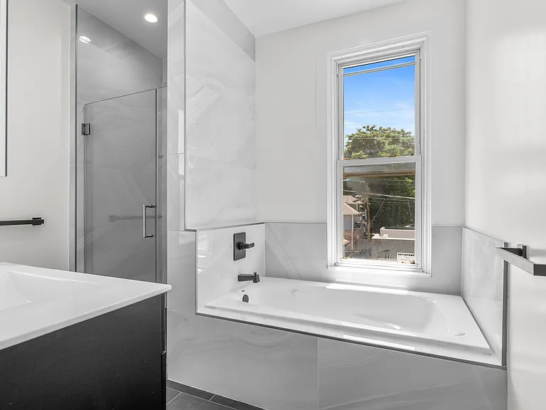 2952 Champa St — Photo 27