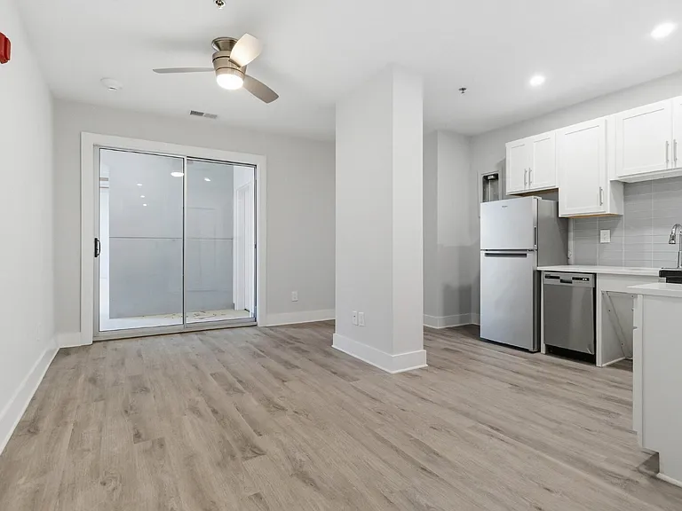 350 W Main Ave #101 — Photo 10