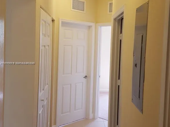 142 SE 28th Ter Unit 7, Homestead, FL 33033